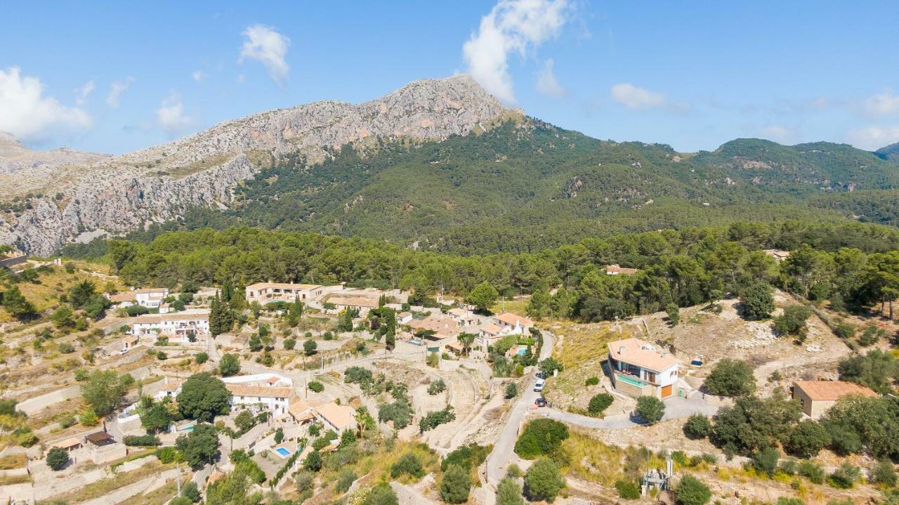 Can Jordi Puigpunyent  Bagian luar foto